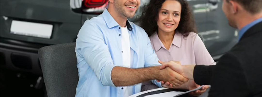 1-Pareja buscando credito para comprar vehículo